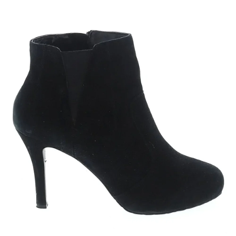 ROCKPORT Seven To 7 Gore Shootie High Heel Boots 10.M Black Suede